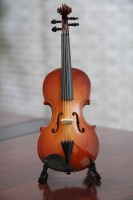 pol_pl_Miniaturka-skrzypiec-Kera-Audio-VO-70-1843_4.jpg